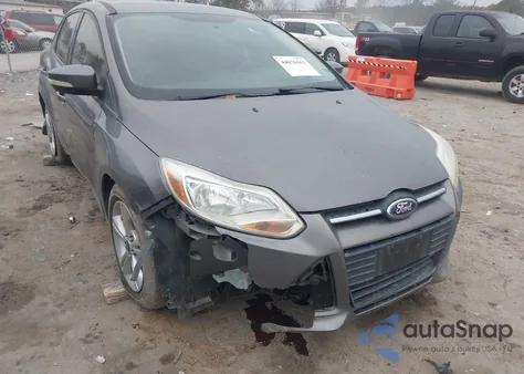 2013 Ford Focus Se z USA, uszkodzony, nr VIN 1FADP3F25DL331688